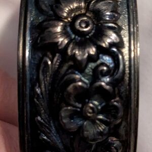 Floral Black Bracelet